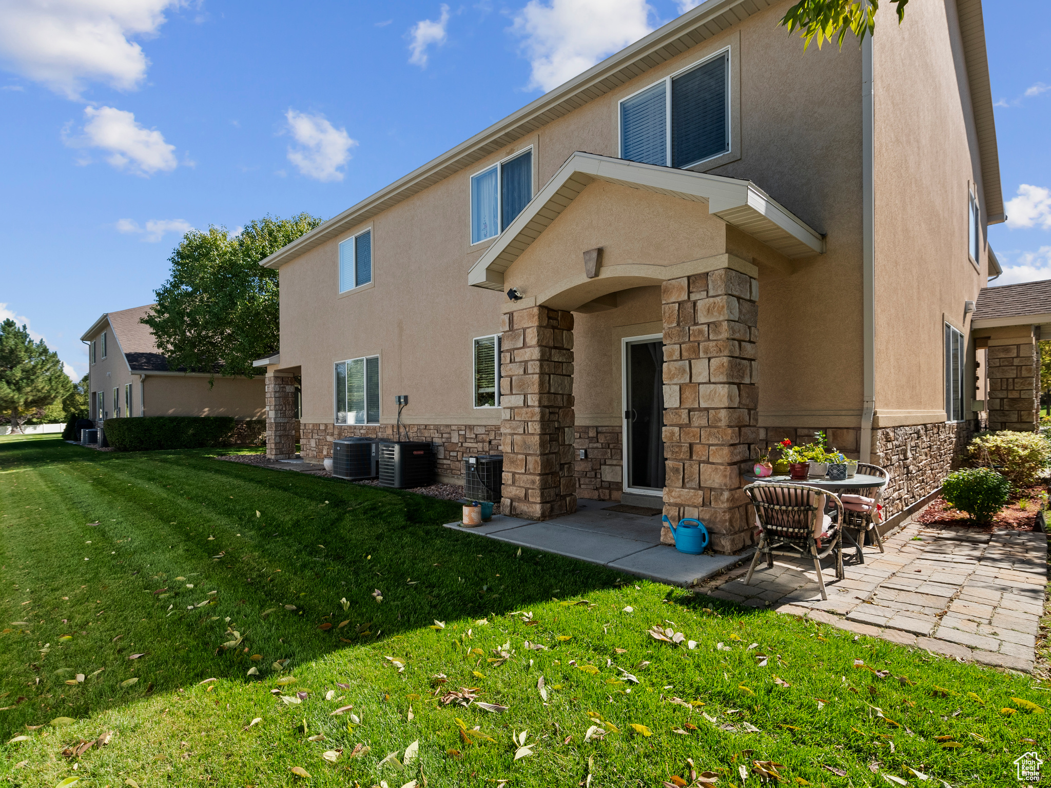 TOWNS AT HUNTER VILLAGE - Residential