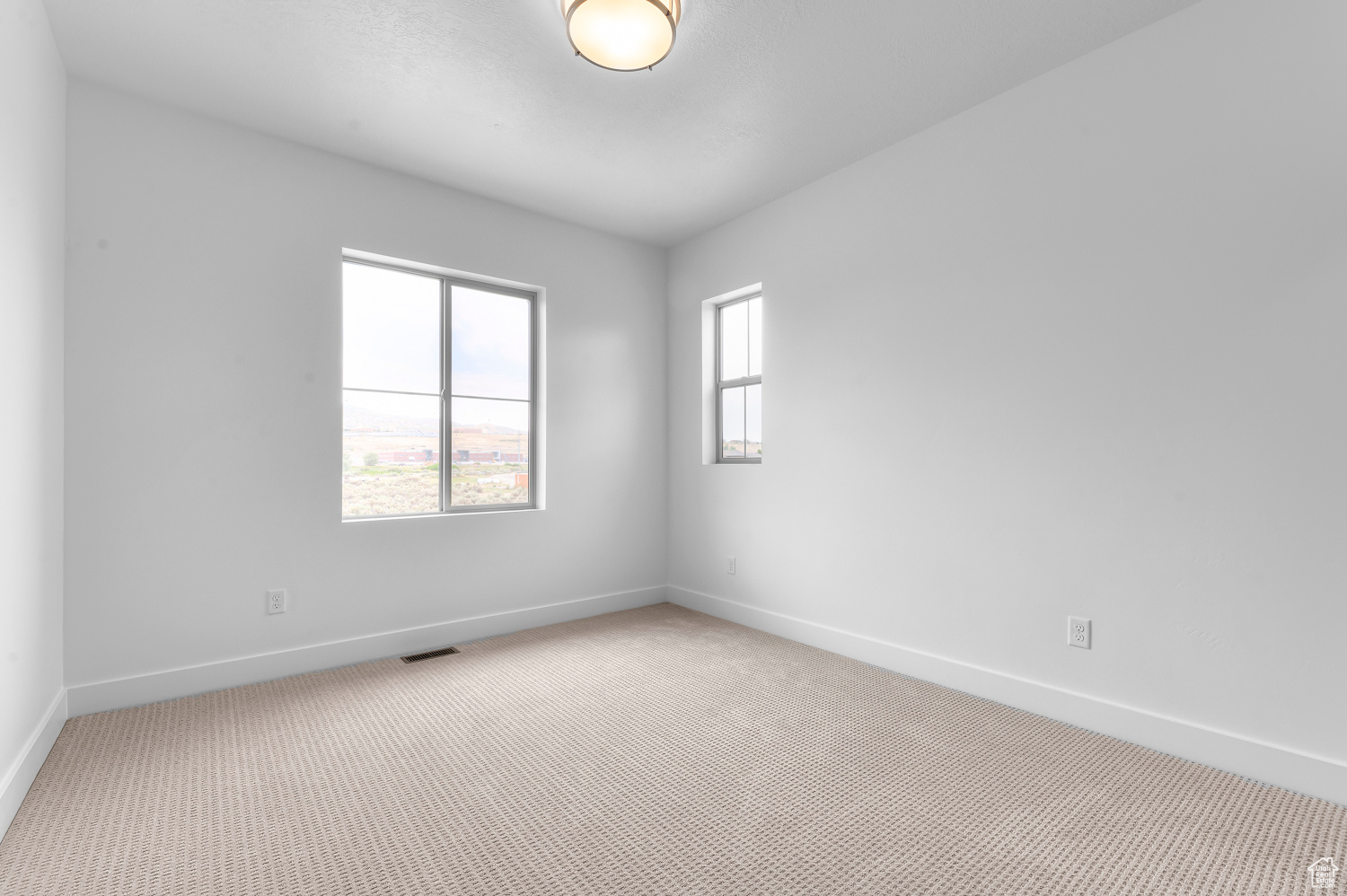 HOLBROOK PLACE ESTATES 1102 - Residential