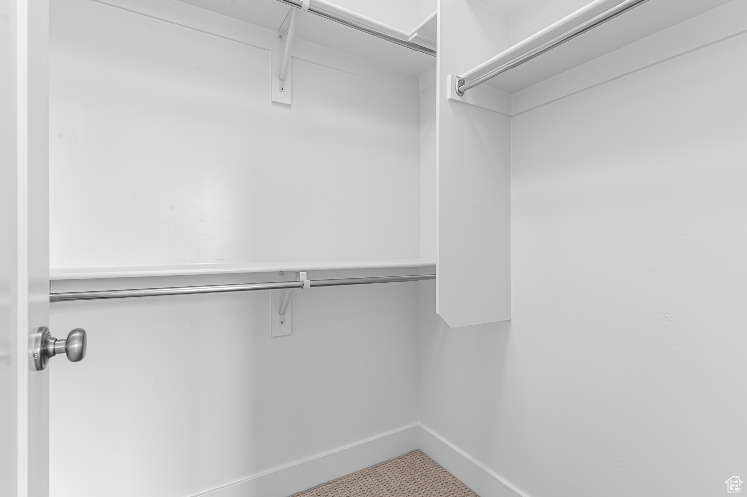 HOLBROOK PLACE ESTATES 1102 - Residential