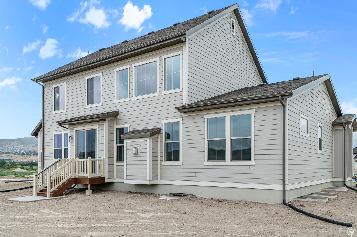 HOLBROOK PLACE ESTATES 1102 - Residential