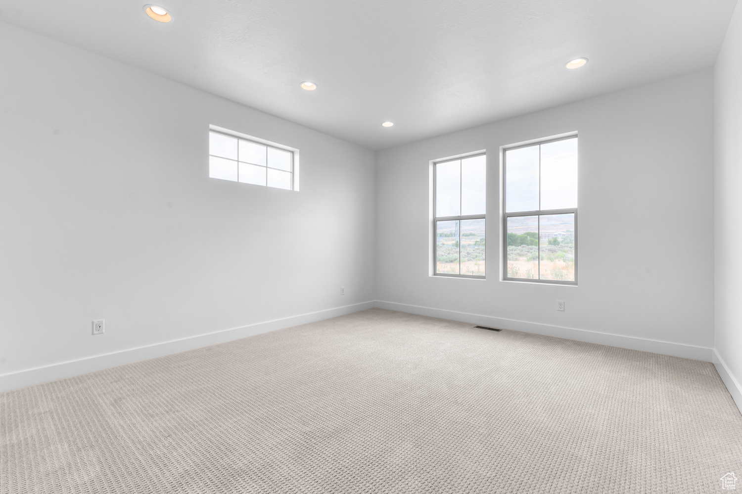 HOLBROOK PLACE ESTATES 1102 - Residential