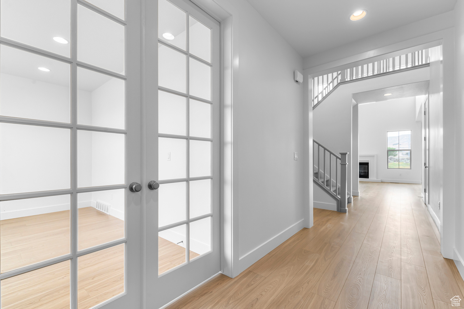 HOLBROOK PLACE ESTATES 1102 - Residential