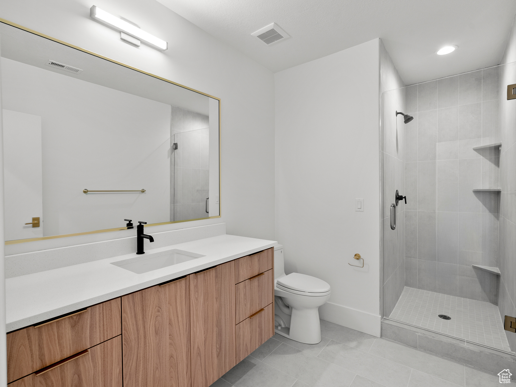 RIDGES AT ROSE CANYON - Residential