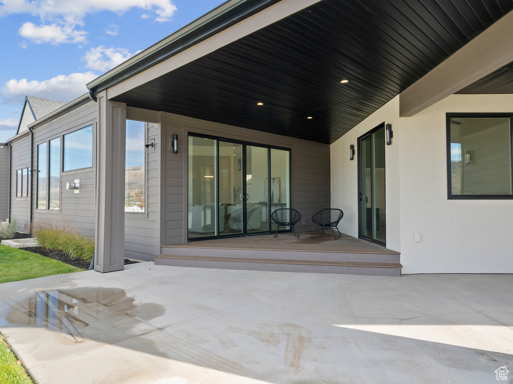 RIDGES AT ROSE CANYON - Residential