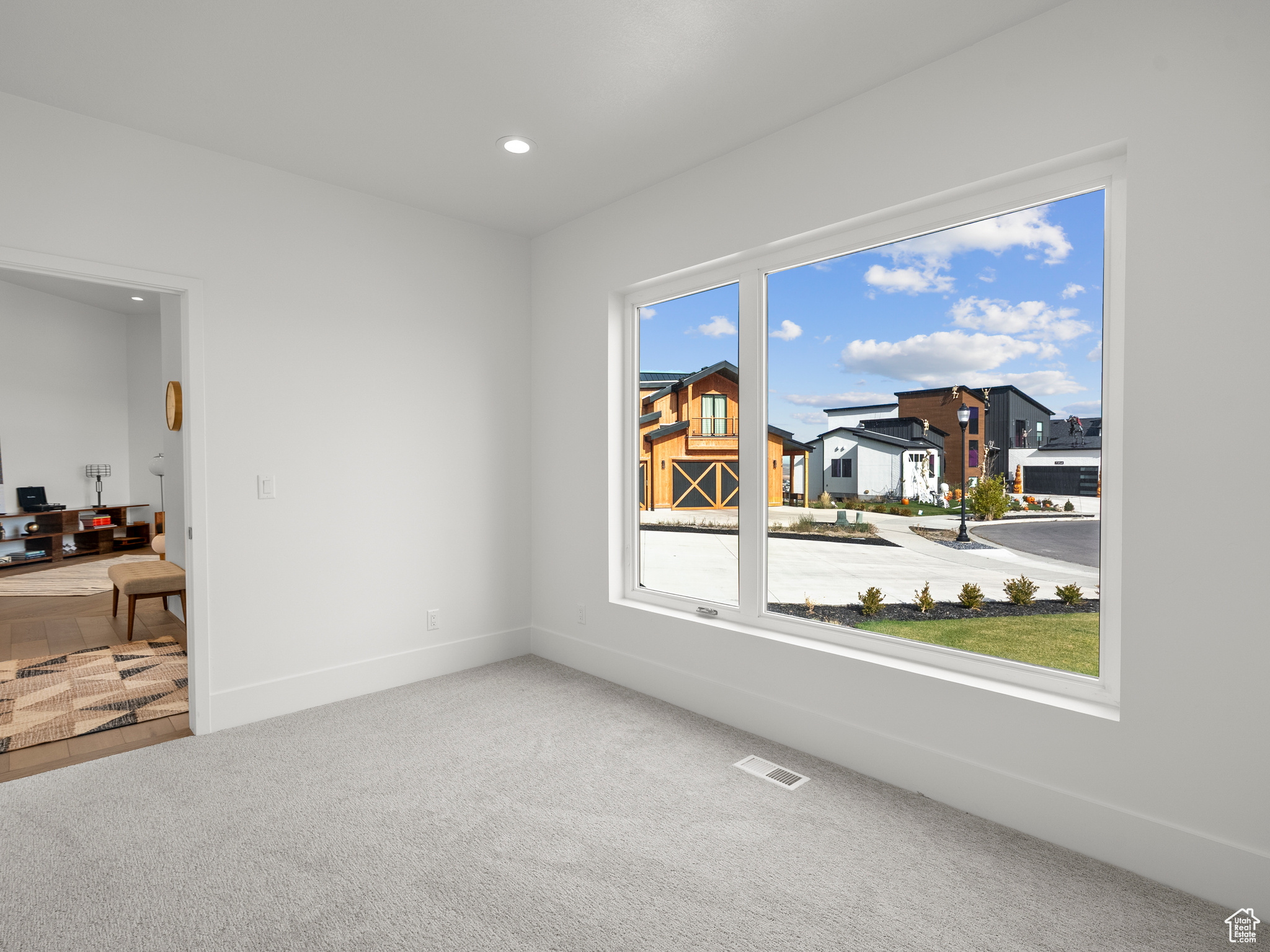 RIDGES AT ROSE CANYON - Residential