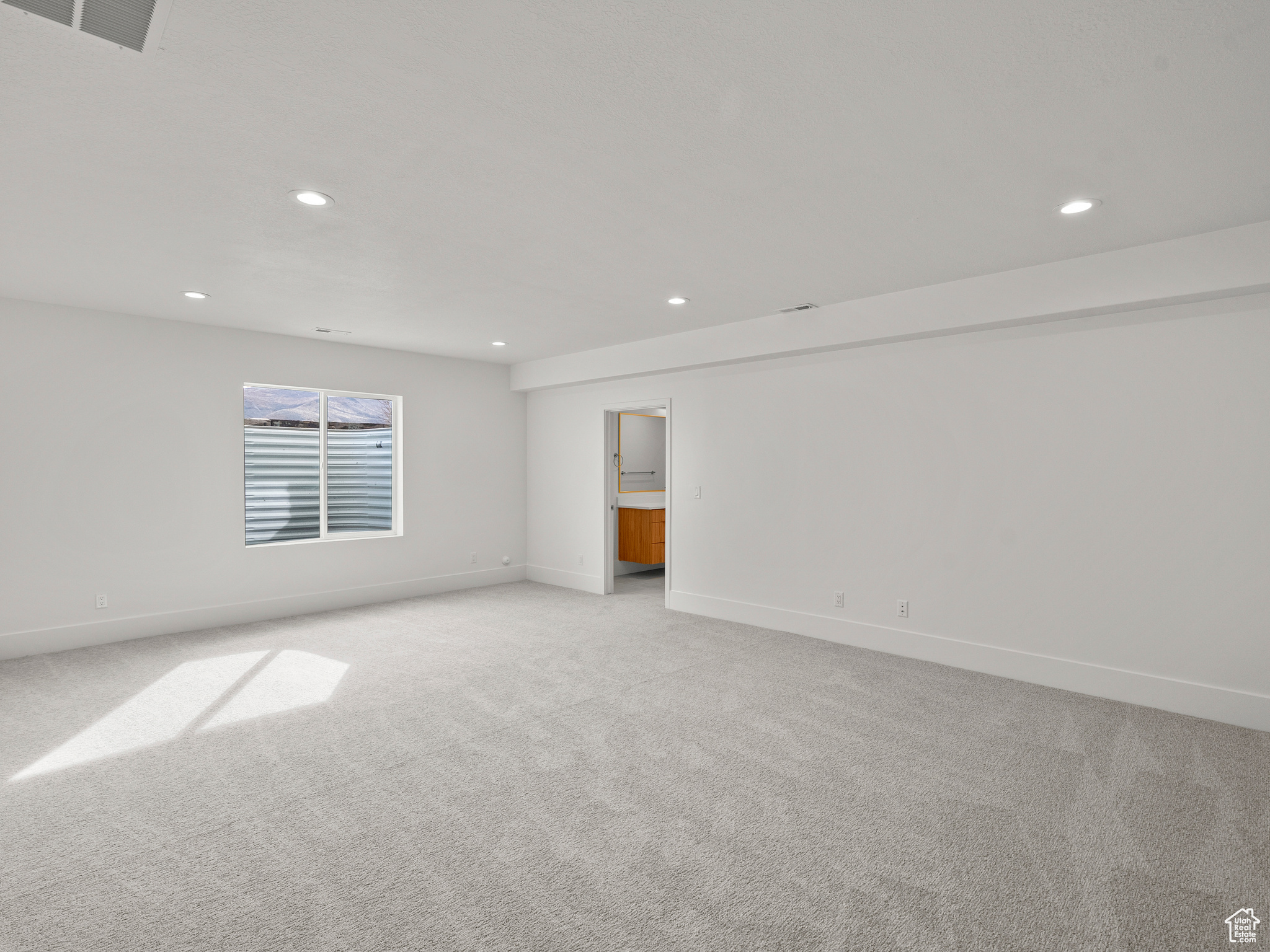 RIDGES AT ROSE CANYON - Residential