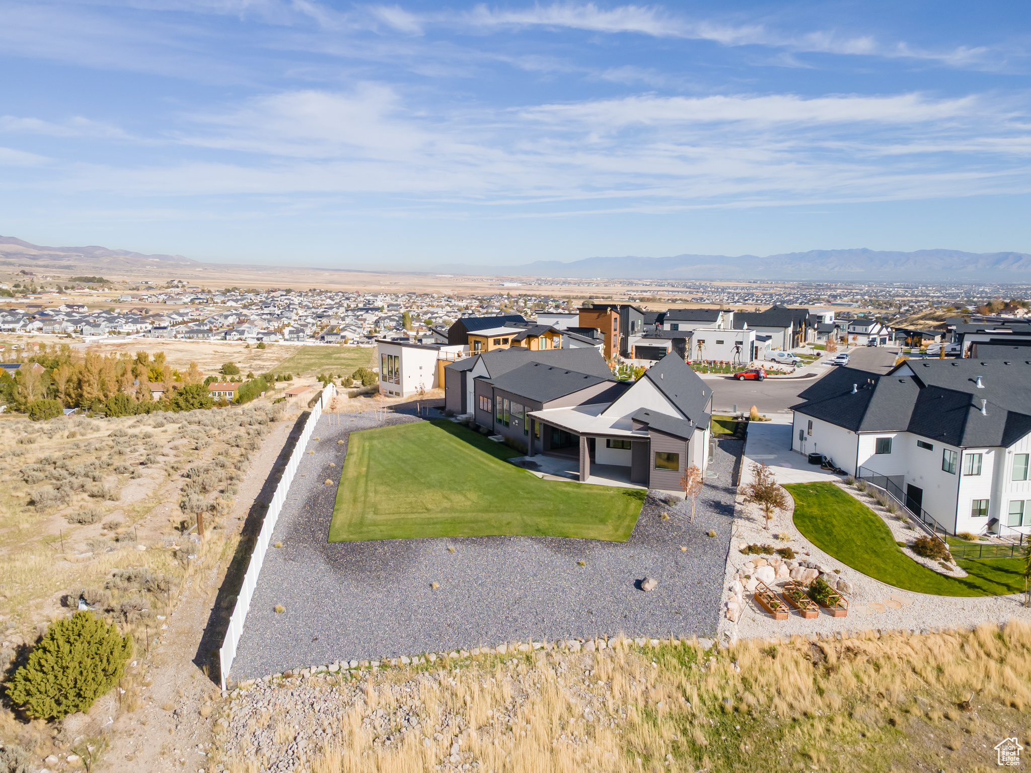 RIDGES AT ROSE CANYON - Residential