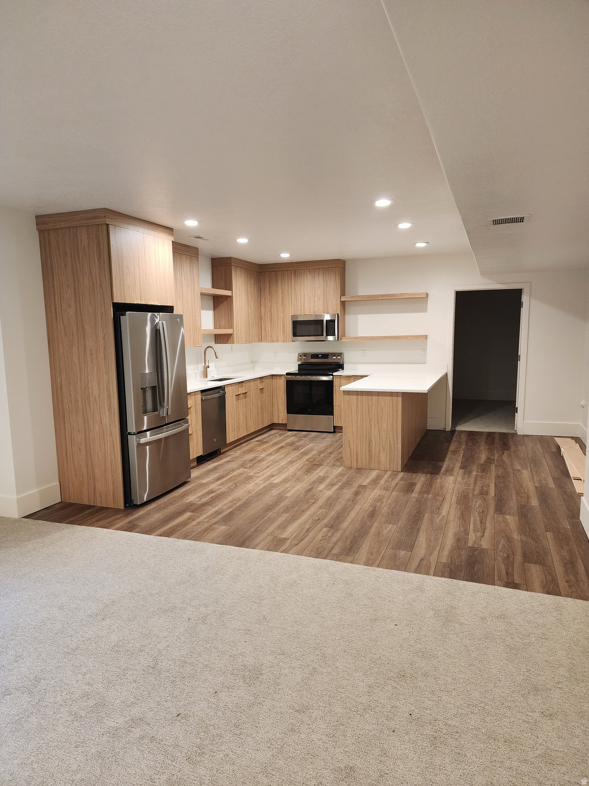 RIDGES AT ROSE CANYON - Residential