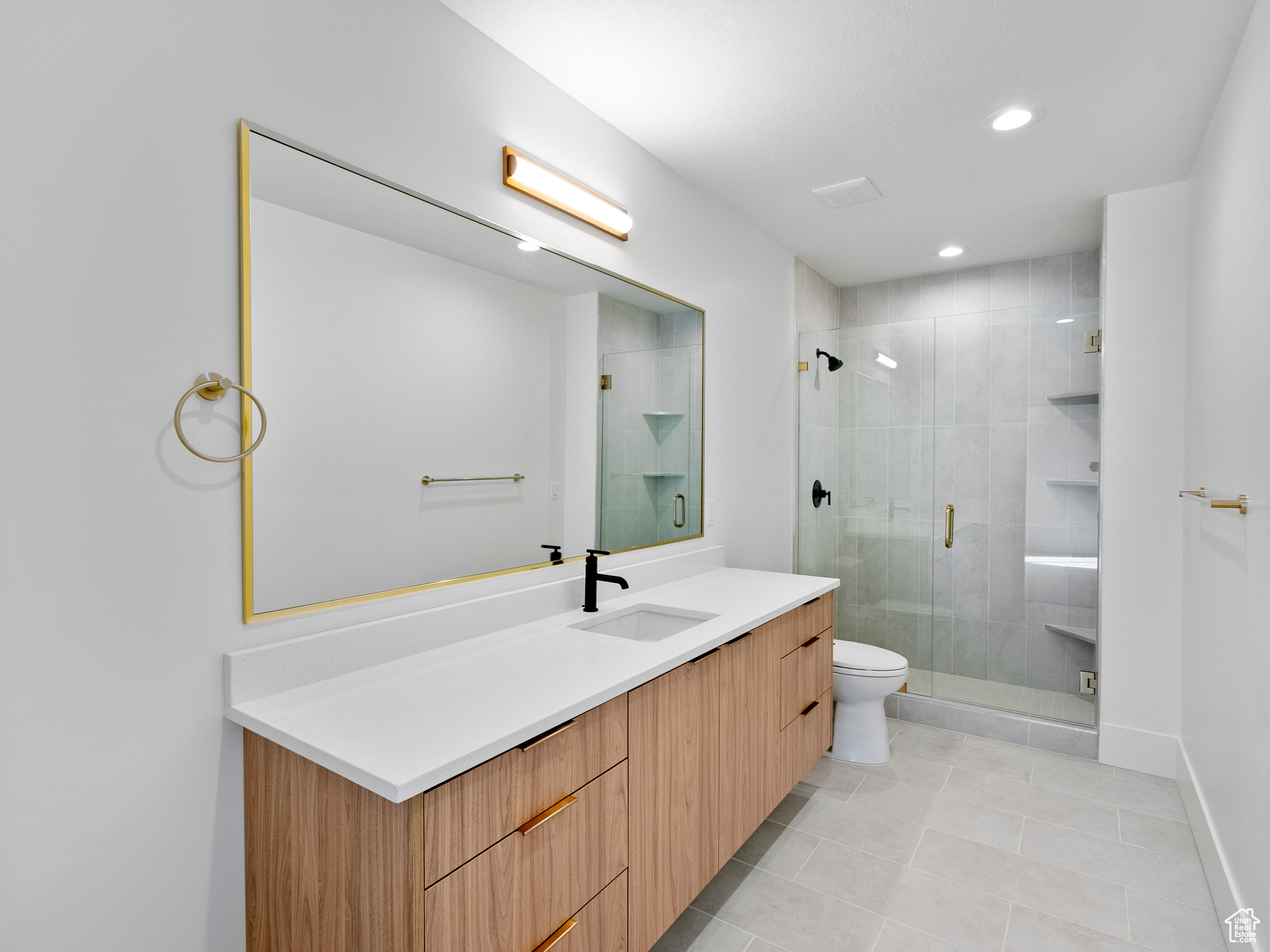 RIDGES AT ROSE CANYON - Residential