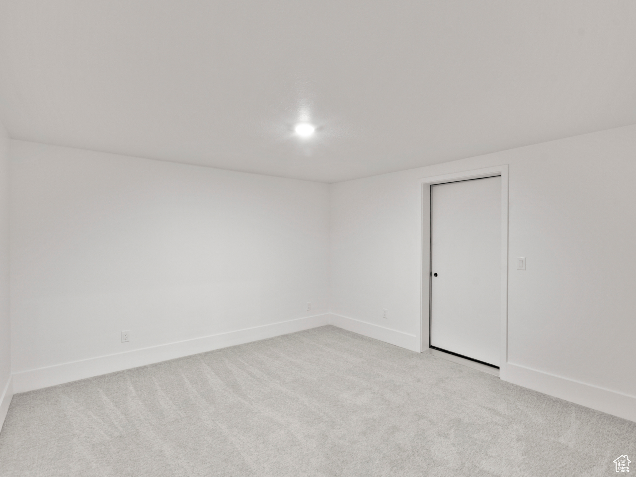 RIDGES AT ROSE CANYON - Residential