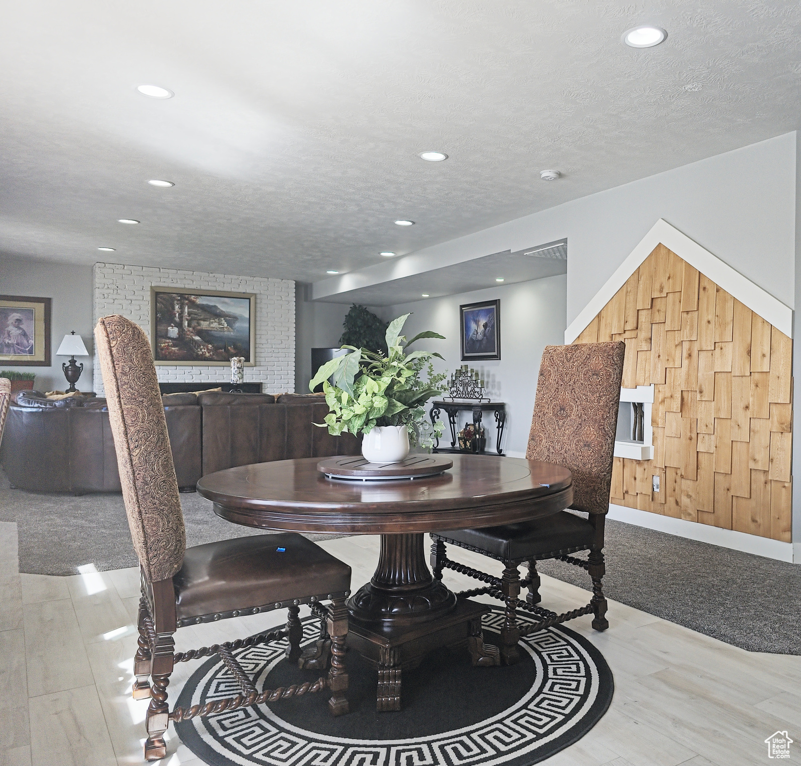 PLEASANT VIEW - Residential
