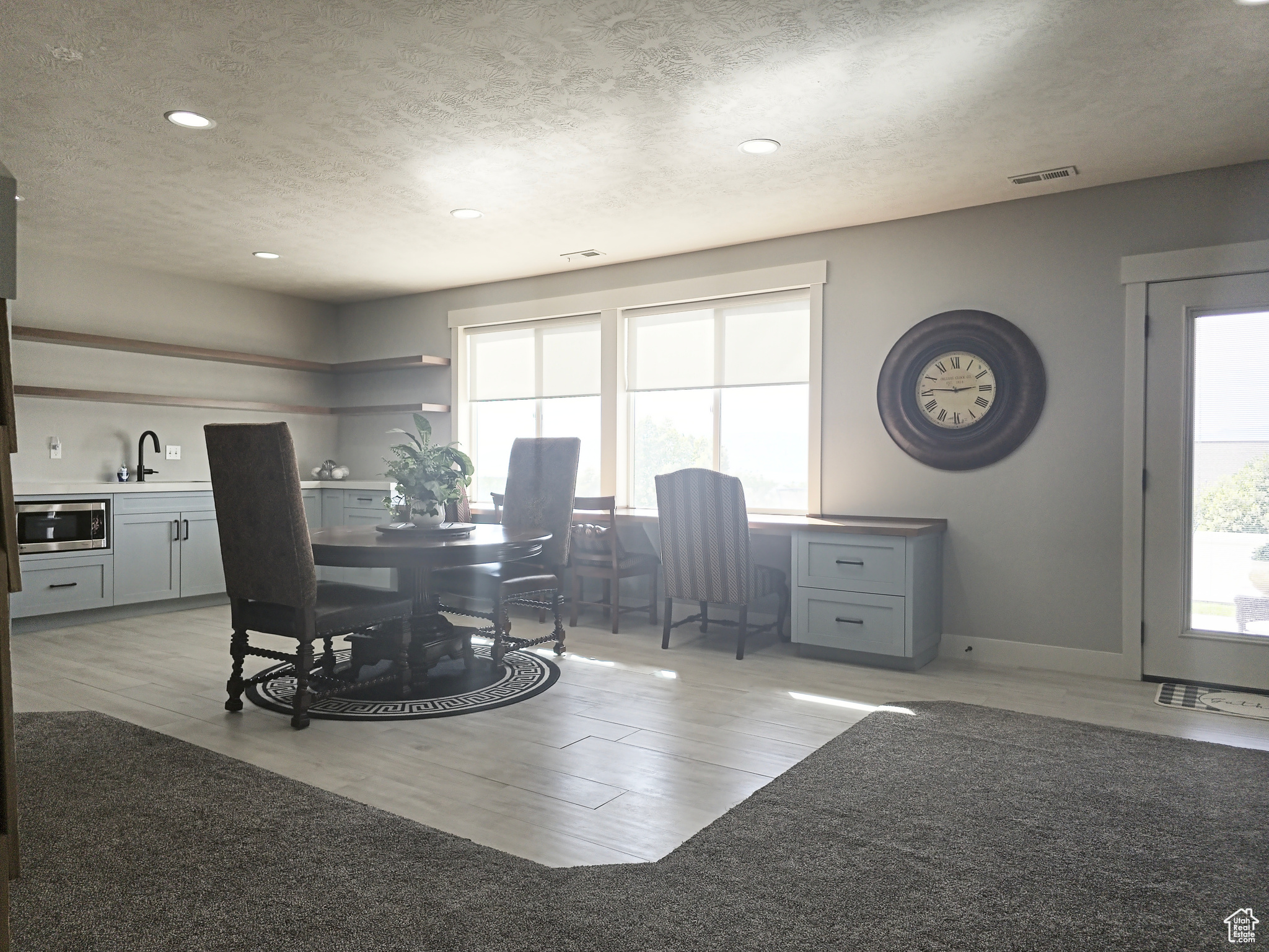 PLEASANT VIEW - Residential