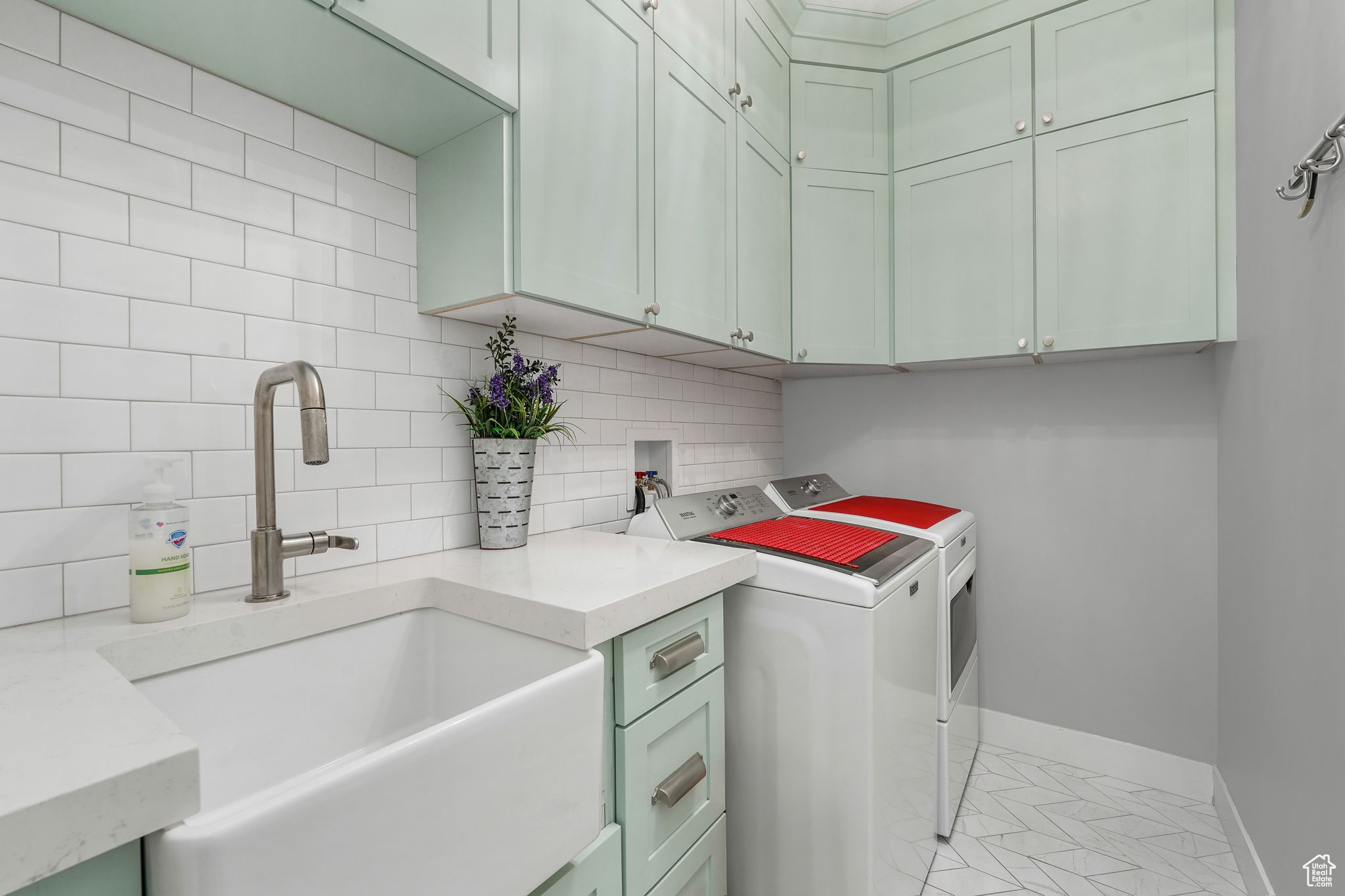 PLEASANT VIEW - Residential