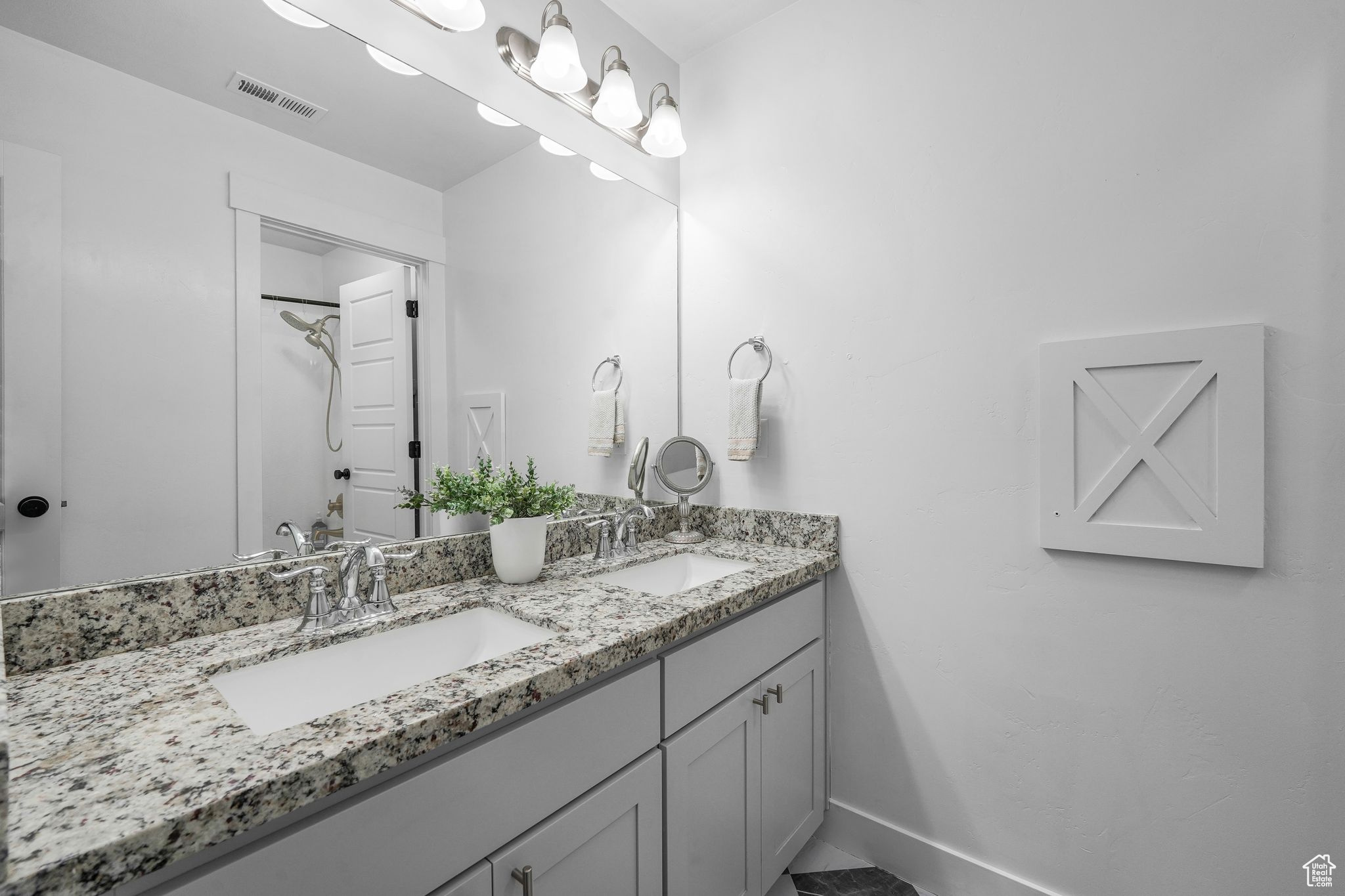 PLEASANT VIEW - Residential