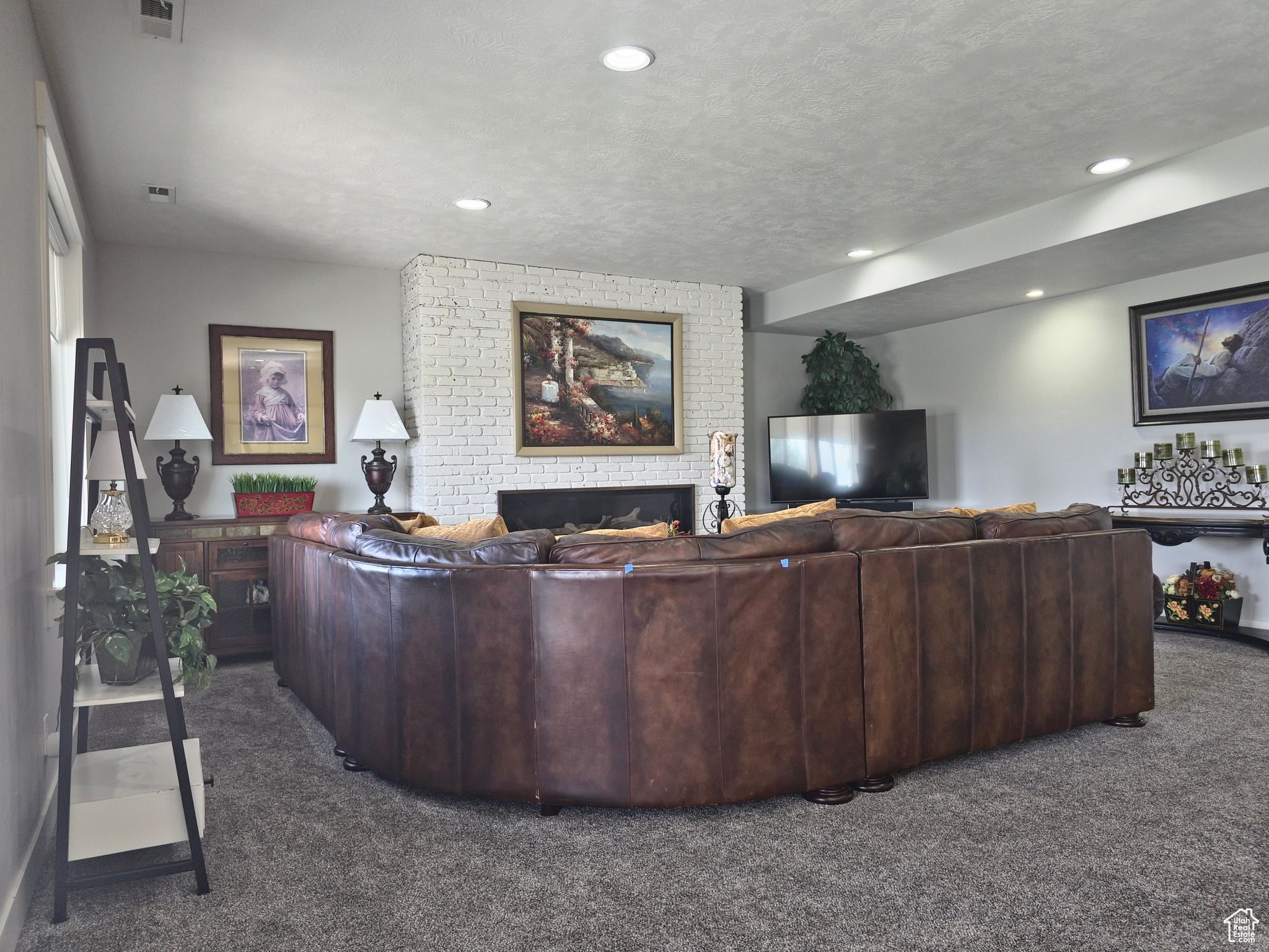 PLEASANT VIEW - Residential