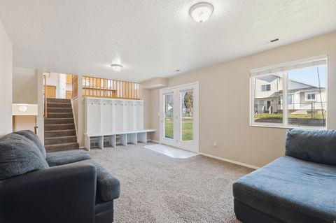 Tiny photo for 1932 N 810 W, Clinton, UT 84015 (MLS # 2131425)