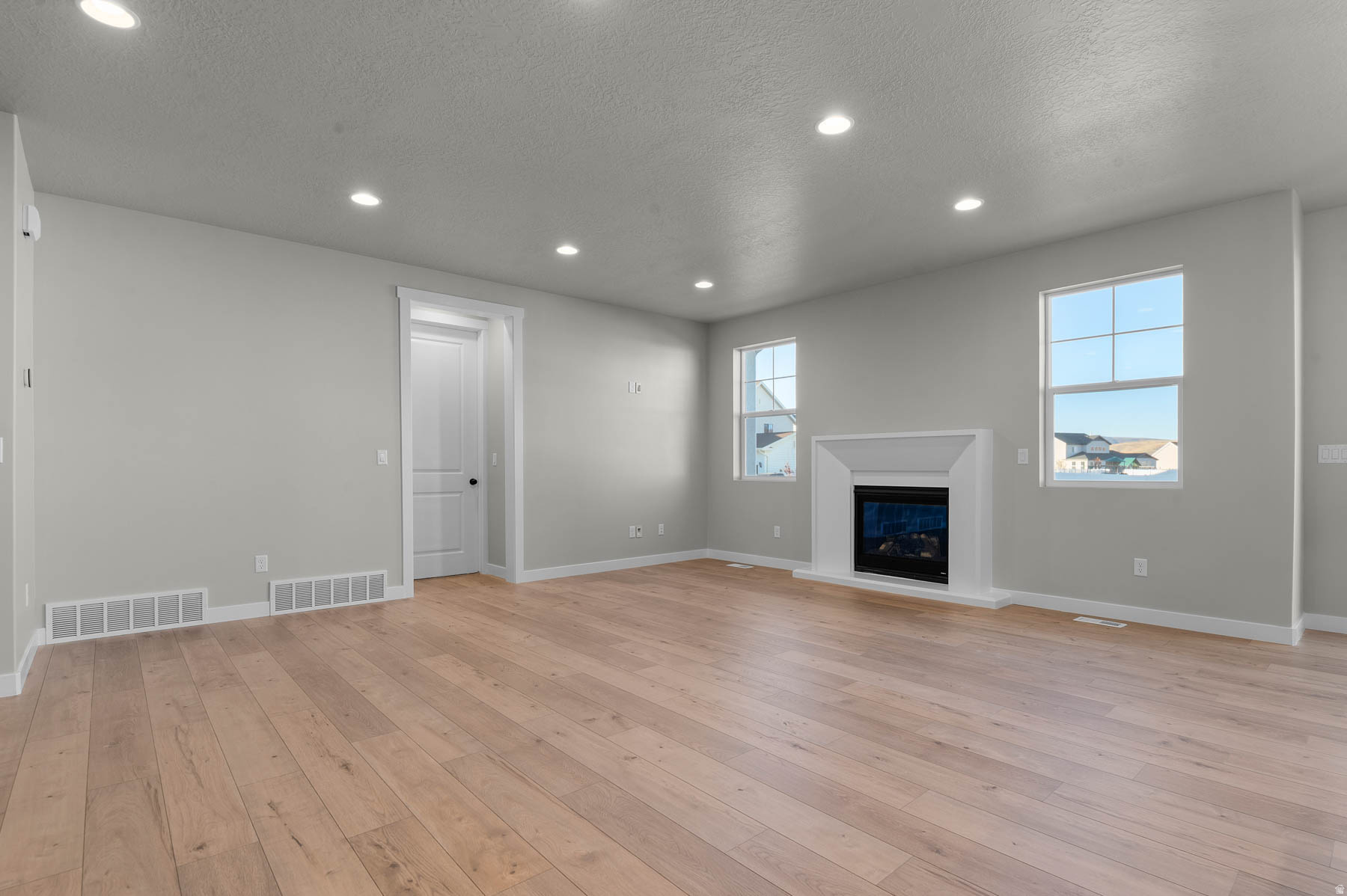 OVERLAND GARDENS D175 - Residential