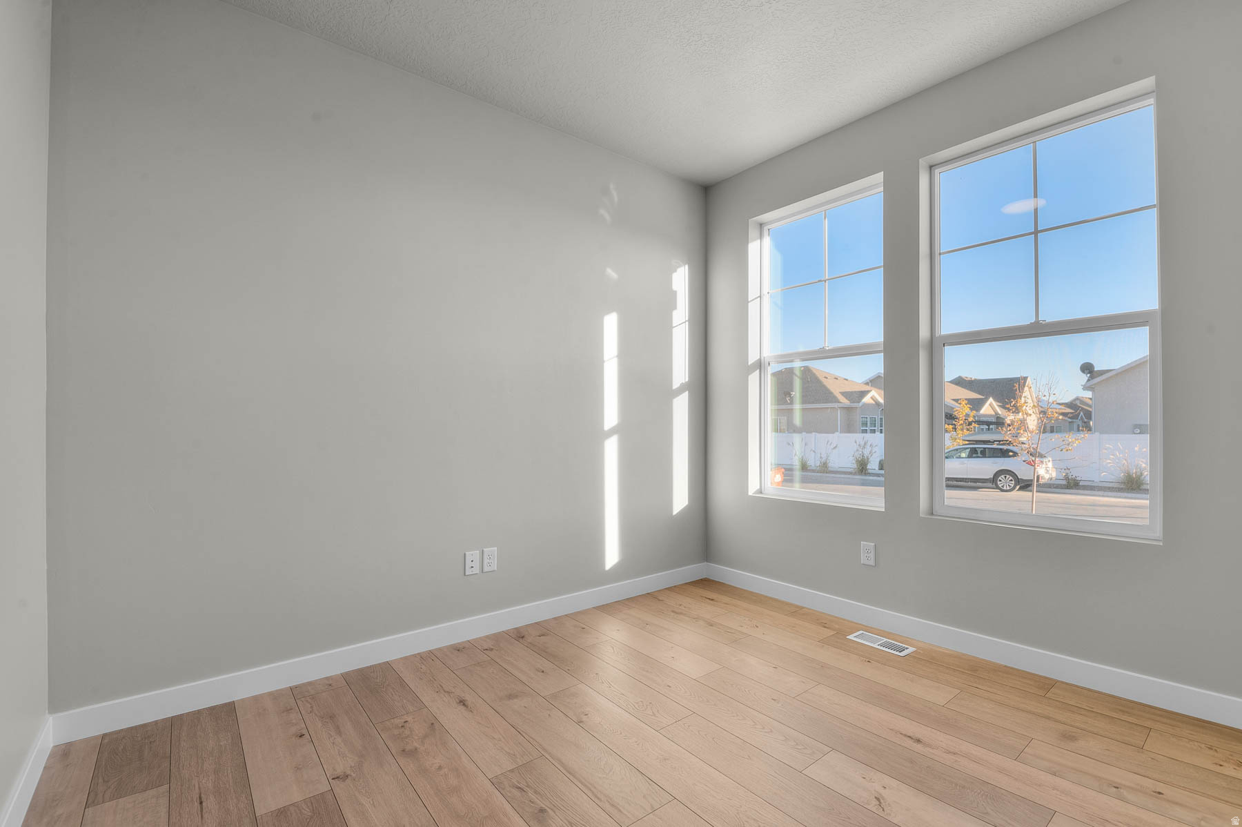 OVERLAND GARDENS D175 - Residential