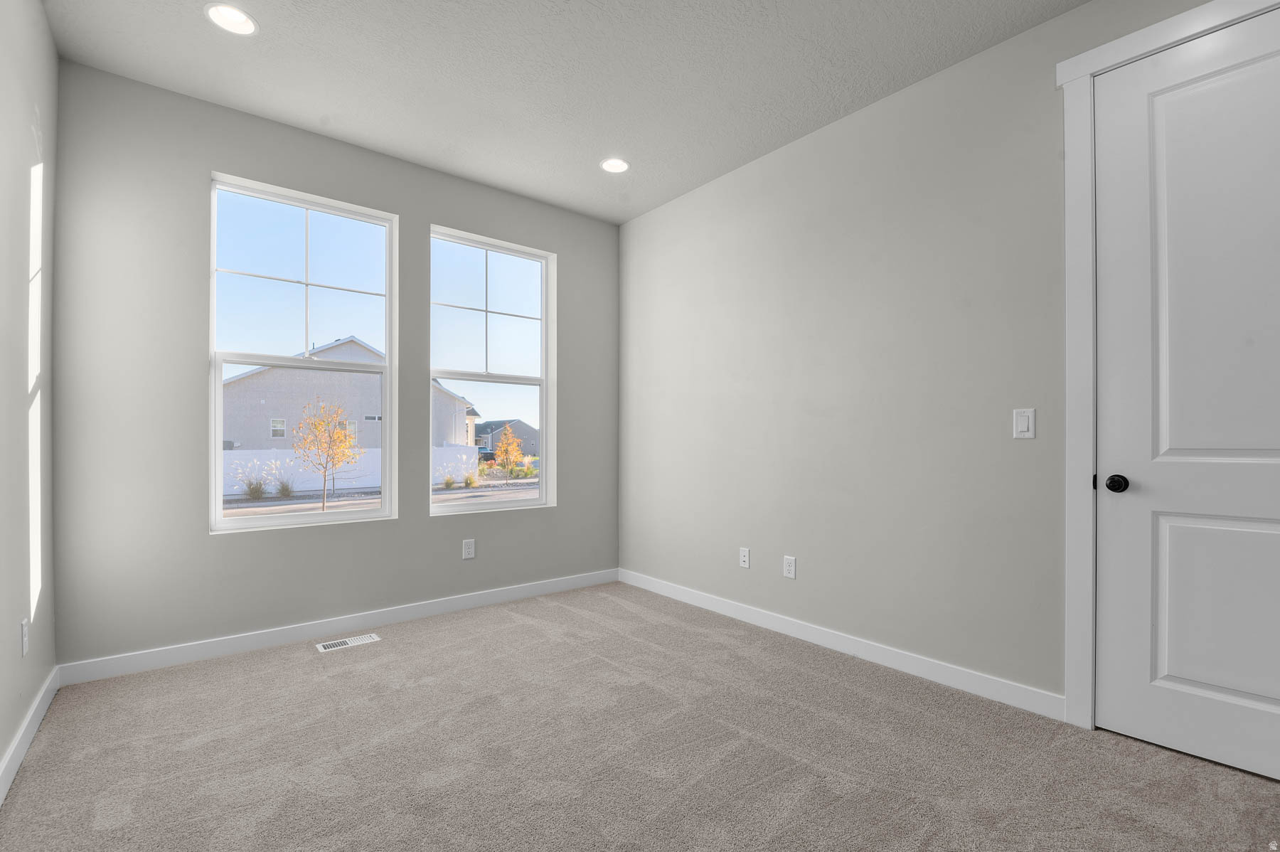 OVERLAND GARDENS D175 - Residential