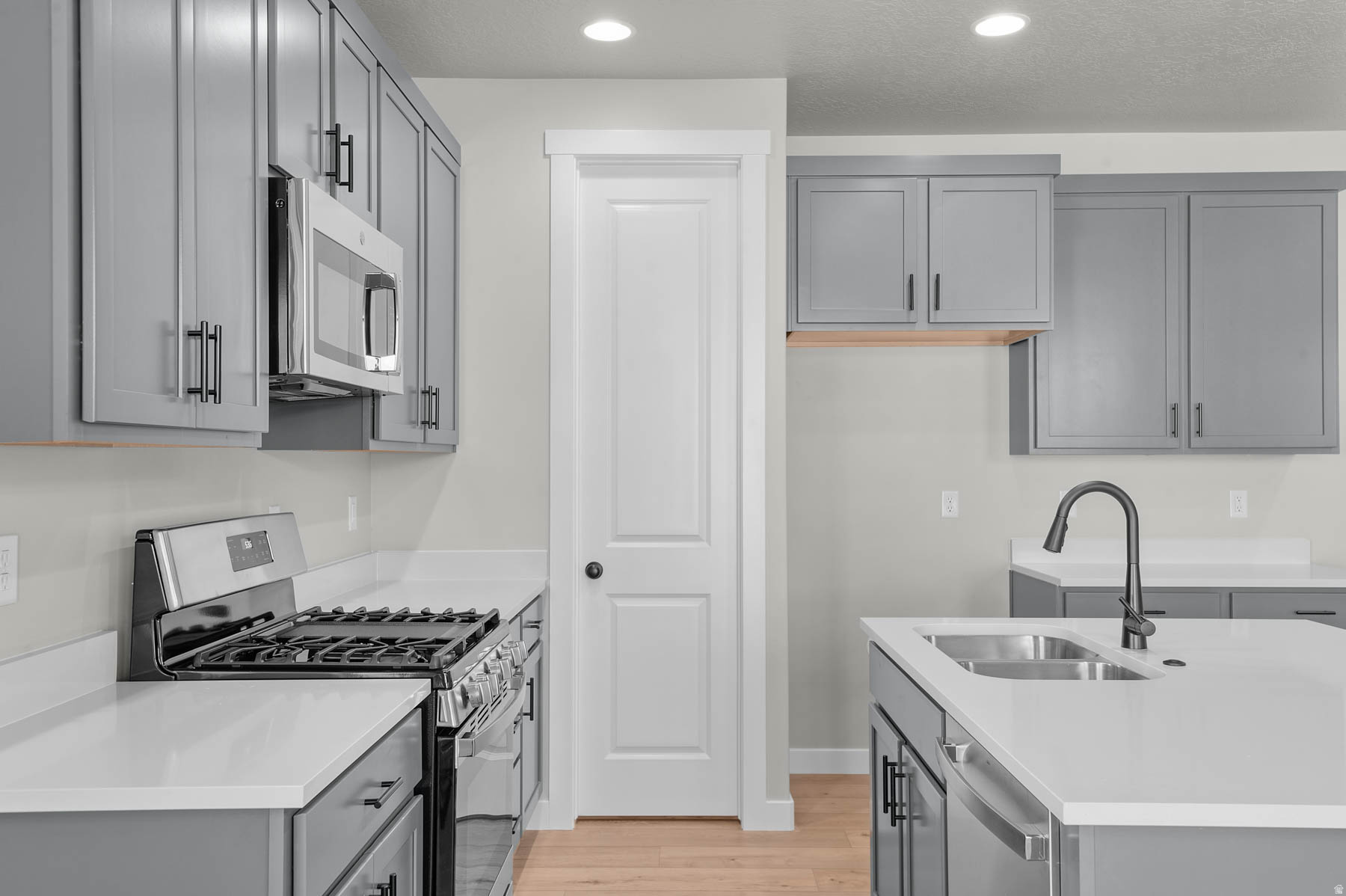 OVERLAND GARDENS D175 - Residential