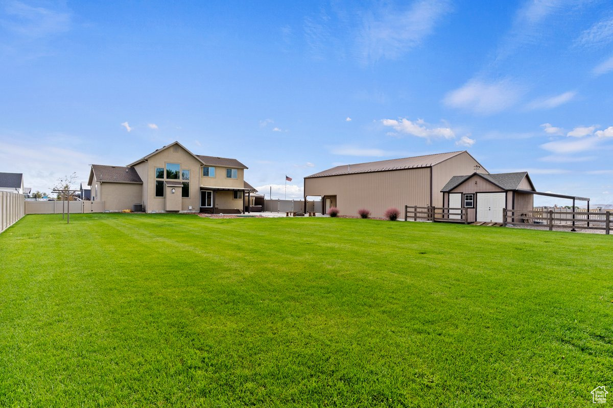 FENSTER FARMS - Residential