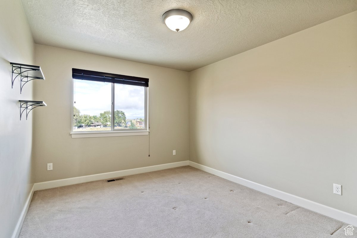 FENSTER FARMS - Residential