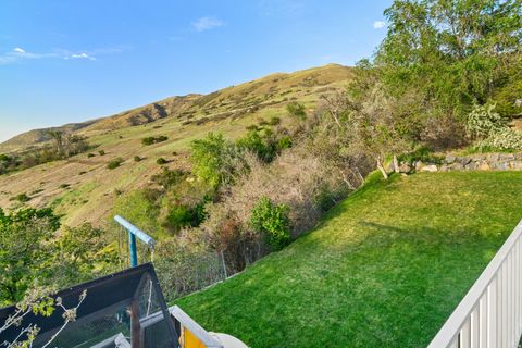 Tiny photo for 1209 N 950 E, Bountiful, UT 84010 (MLS # 2152852)