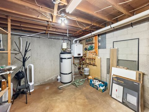 Tiny photo for 1209 N 950 E, Bountiful, UT 84010 (MLS # 2152852)