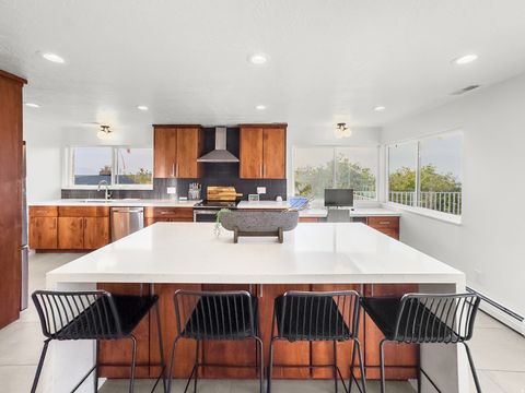 Tiny photo for 1209 N 950 E, Bountiful, UT 84010 (MLS # 2152852)
