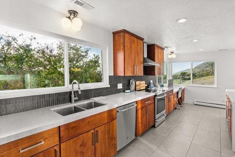 Tiny photo for 1209 N 950 E, Bountiful, UT 84010 (MLS # 2152852)