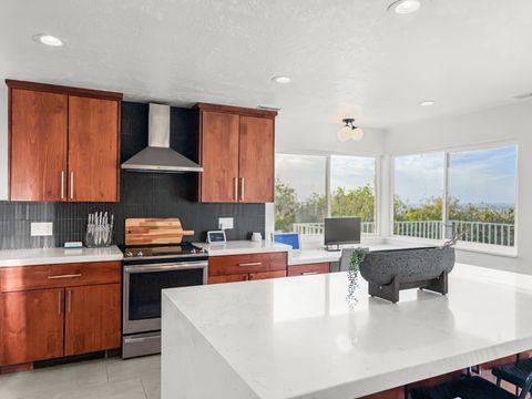 Tiny photo for 1209 N 950 E, Bountiful, UT 84010 (MLS # 2152852)