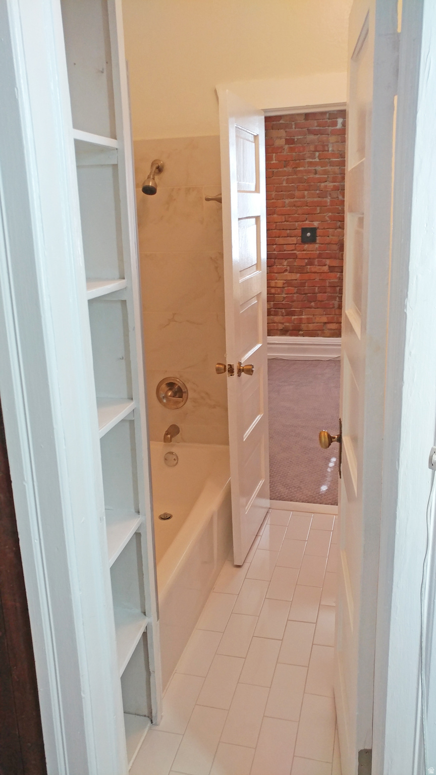 SULA APARTMENTS - Residential Income