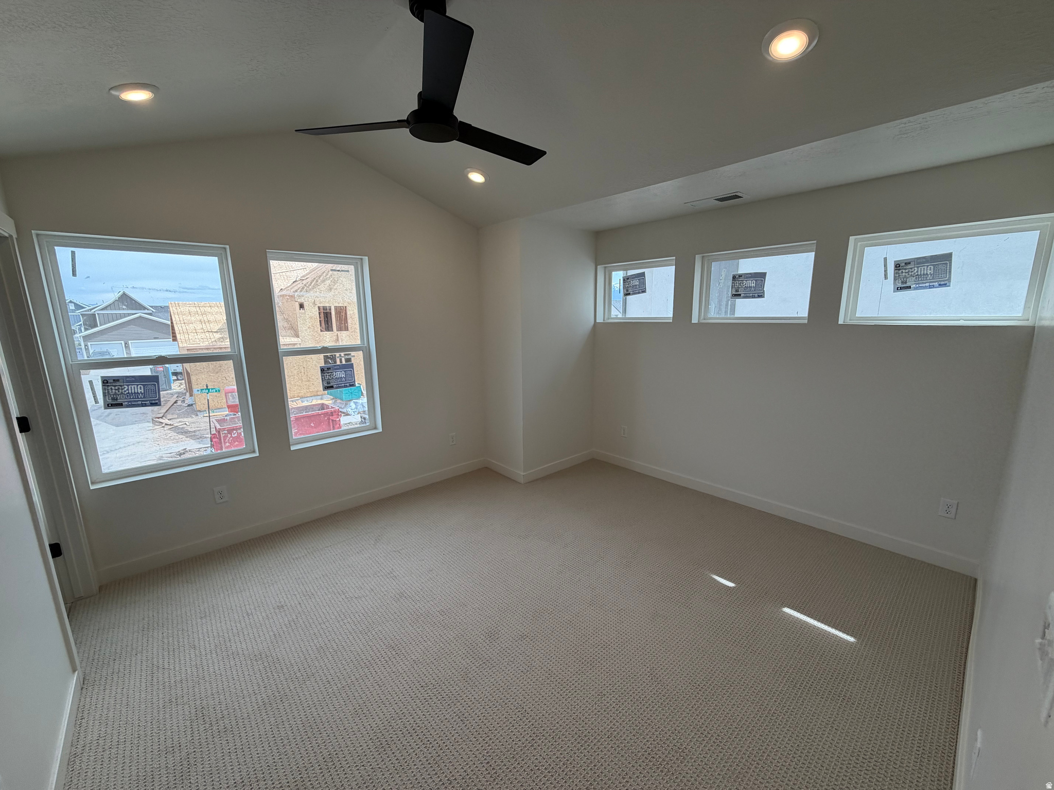 DAYBREAK - Residential