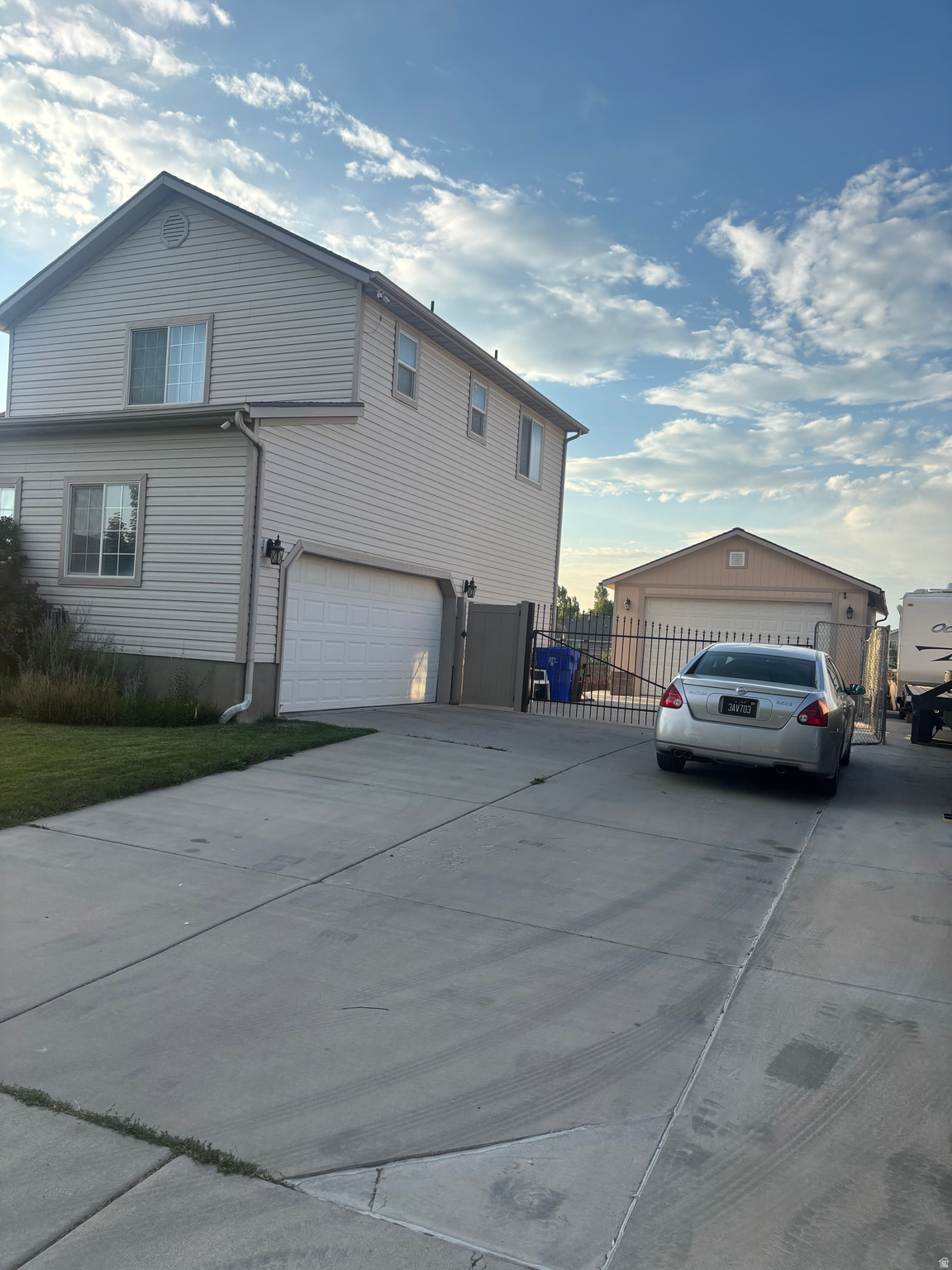 CEDAR TRAIL VILLAGE - Residential