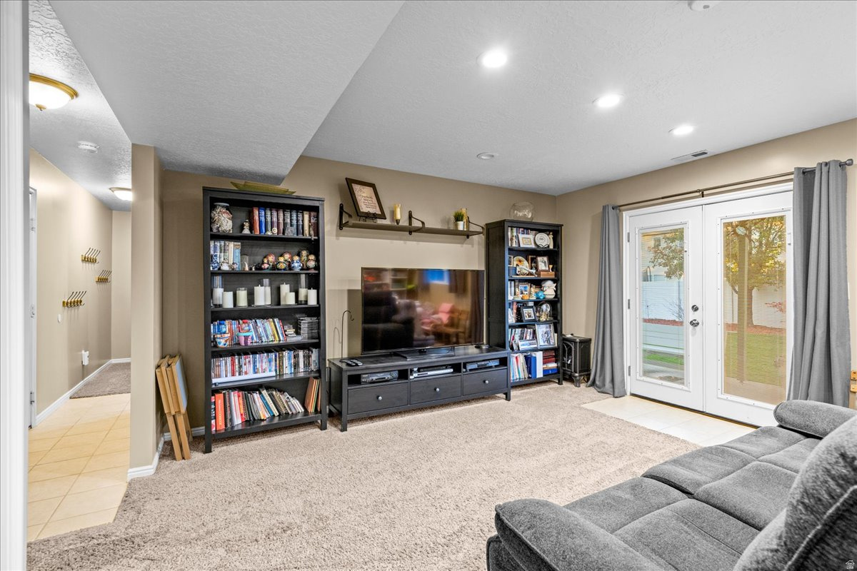 FOXBORO - Residential