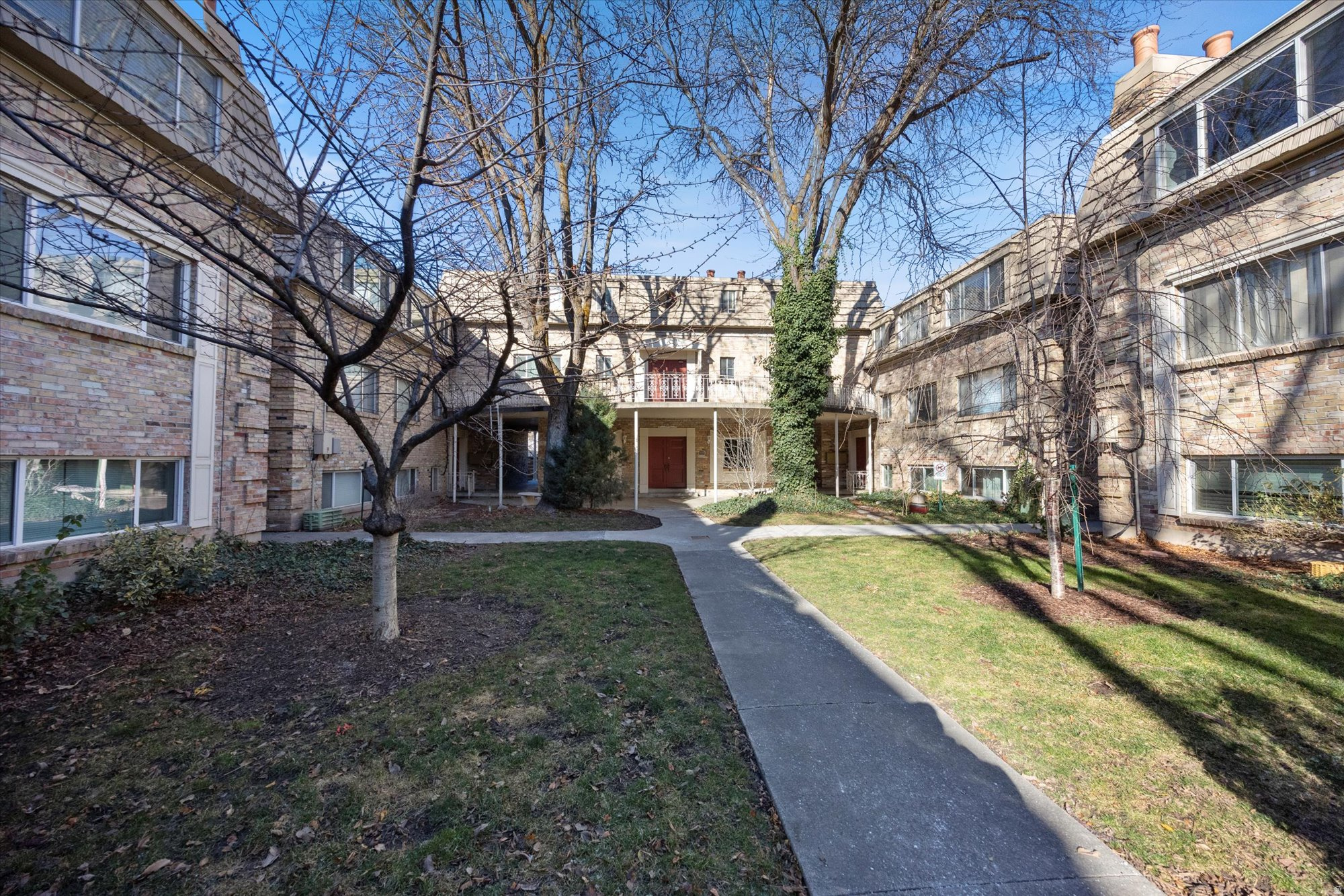AIX LA CHAPELLE - Residential