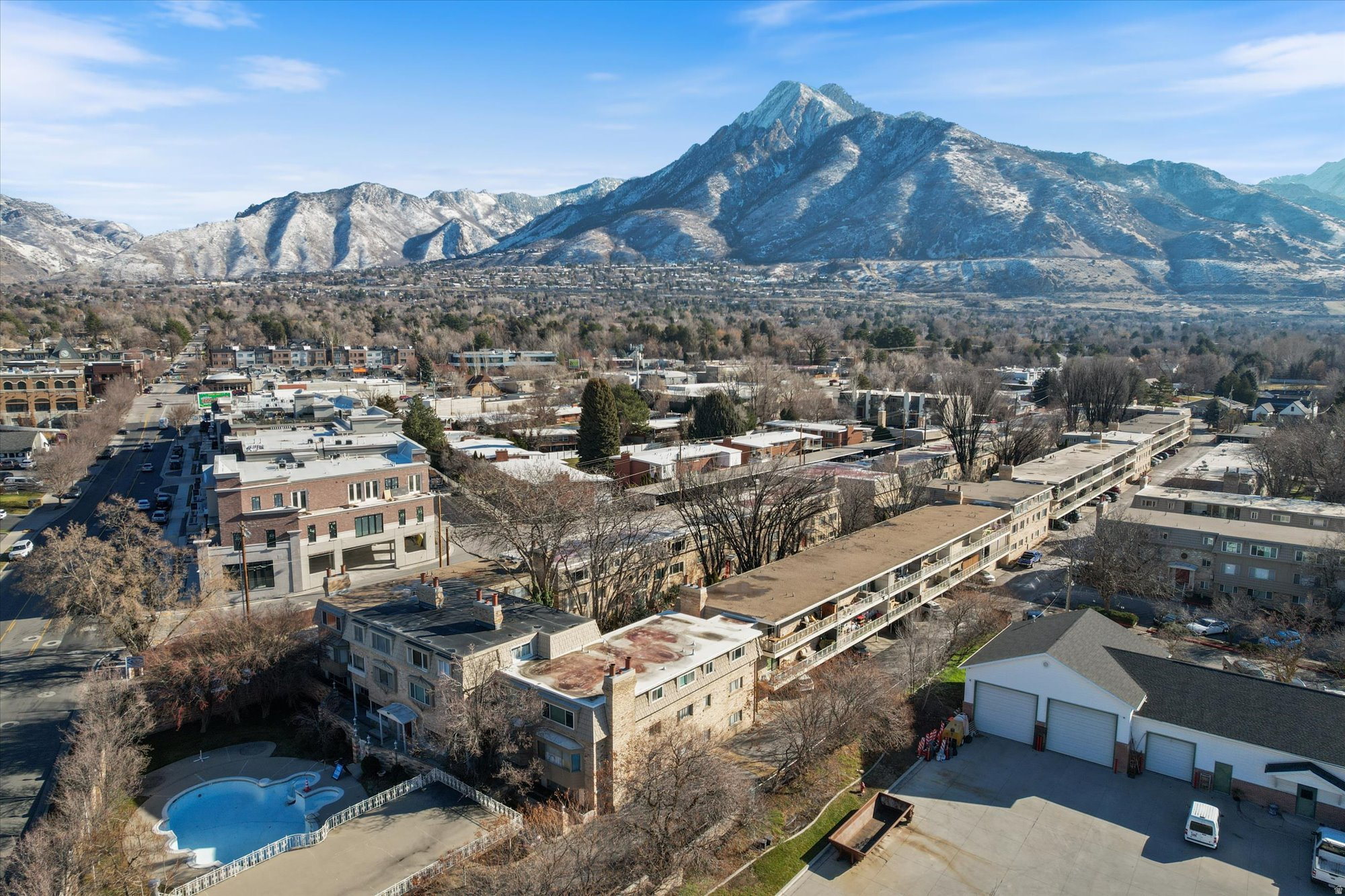 AIX LA CHAPELLE - Residential