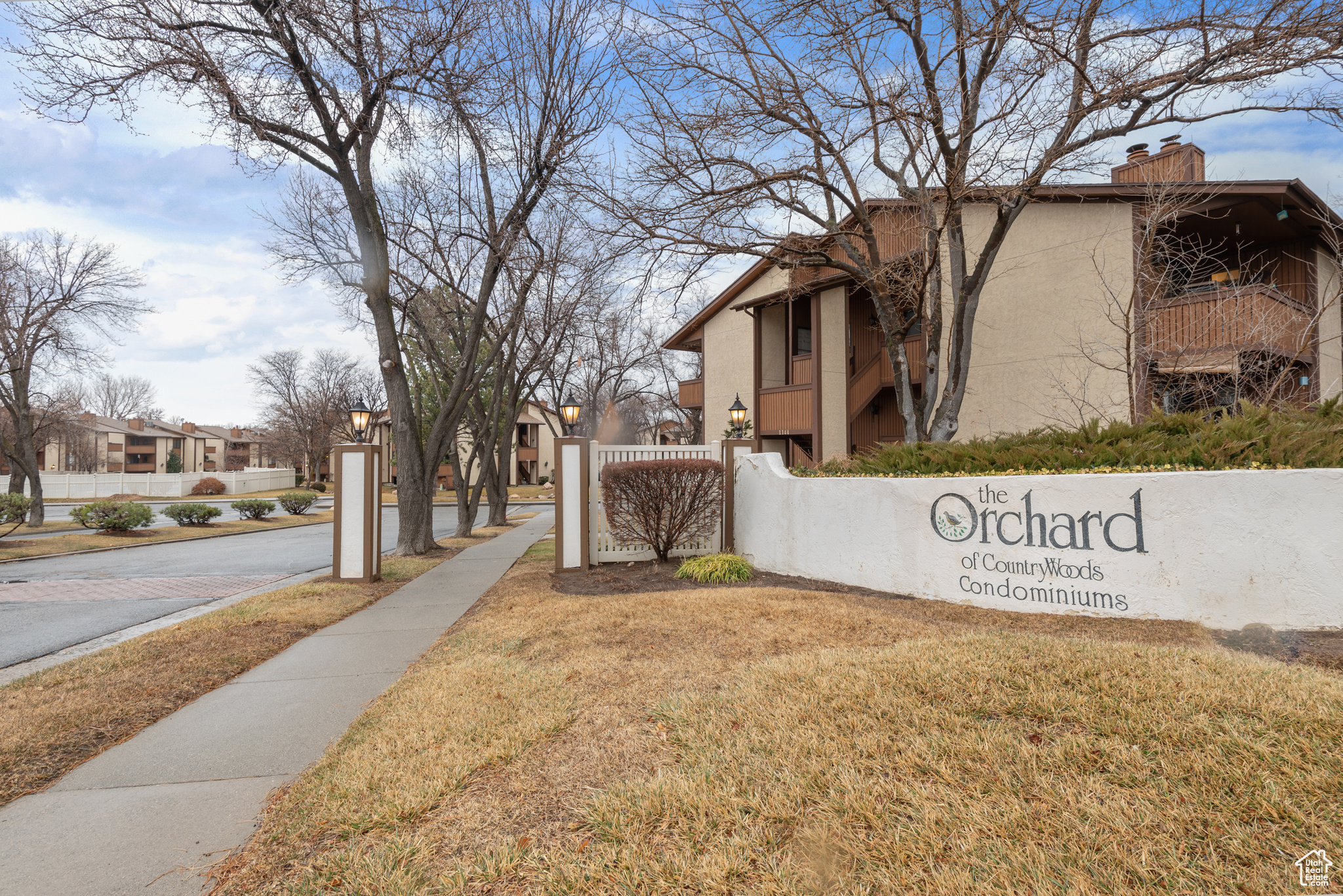 ORCHARD COUNTRYWOODS - Residential