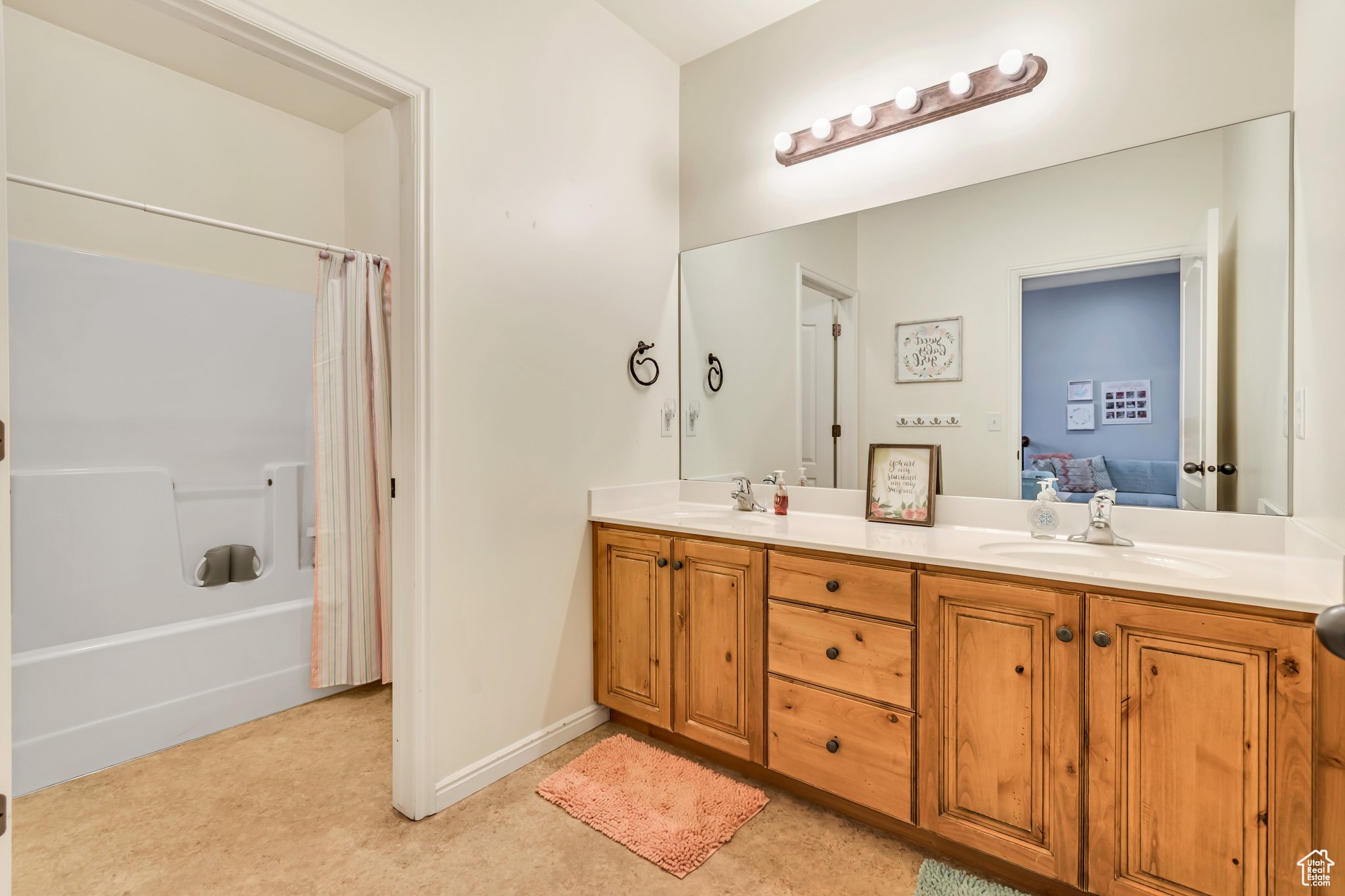 5414 W Island Creek Dr, West Jordan, Utah image 22
