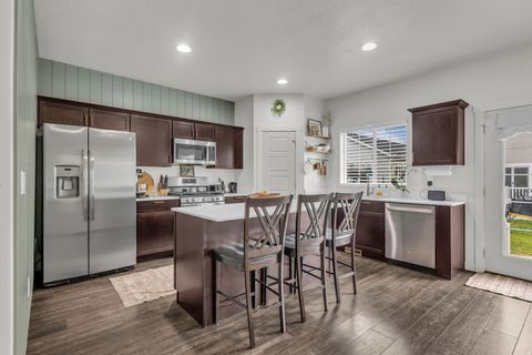 Tiny photo for 2246 W BLUEBIRD DR, West Haven, UT 84401 (MLS # 2169758)
