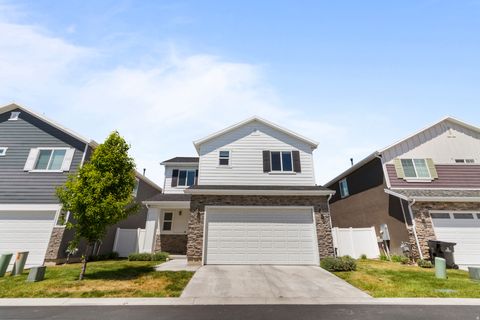 Tiny photo for 3233 S BURKHILL LN, Syracuse, UT 84075 (MLS # 2156899)
