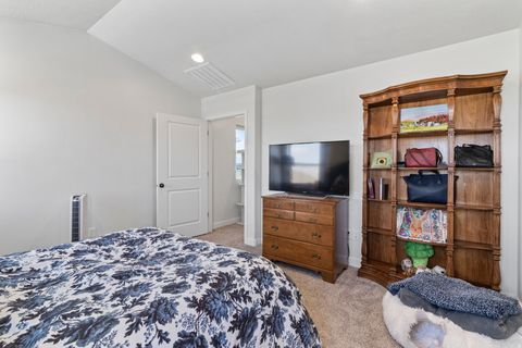 Tiny photo for 3233 S BURKHILL LN, Syracuse, UT 84075 (MLS # 2156899)