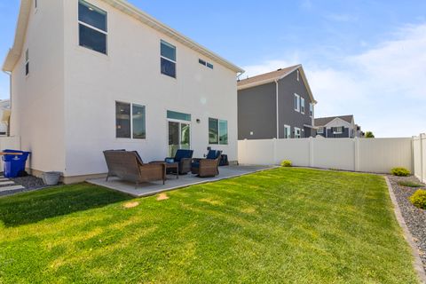 Tiny photo for 3233 S BURKHILL LN, Syracuse, UT 84075 (MLS # 2156899)