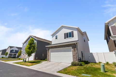 Tiny photo for 3233 S BURKHILL LN, Syracuse, UT 84075 (MLS # 2156899)