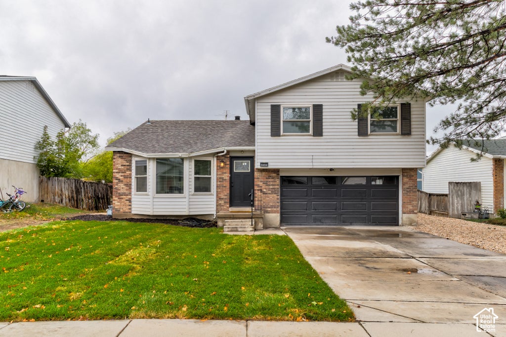 Photo of 5454 S 3350 W, Taylorsville, UT 84129 (MLS # 2191085)