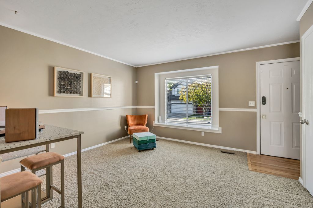 Photo of 687 W 1900 N, Centerville, UT 84014 (MLS # 2149470)