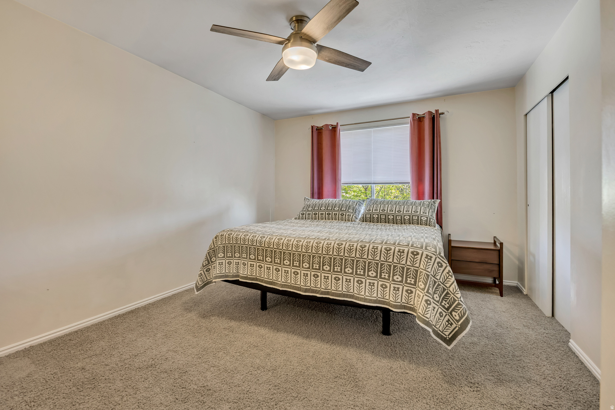 GREEN FIELDS - Residential