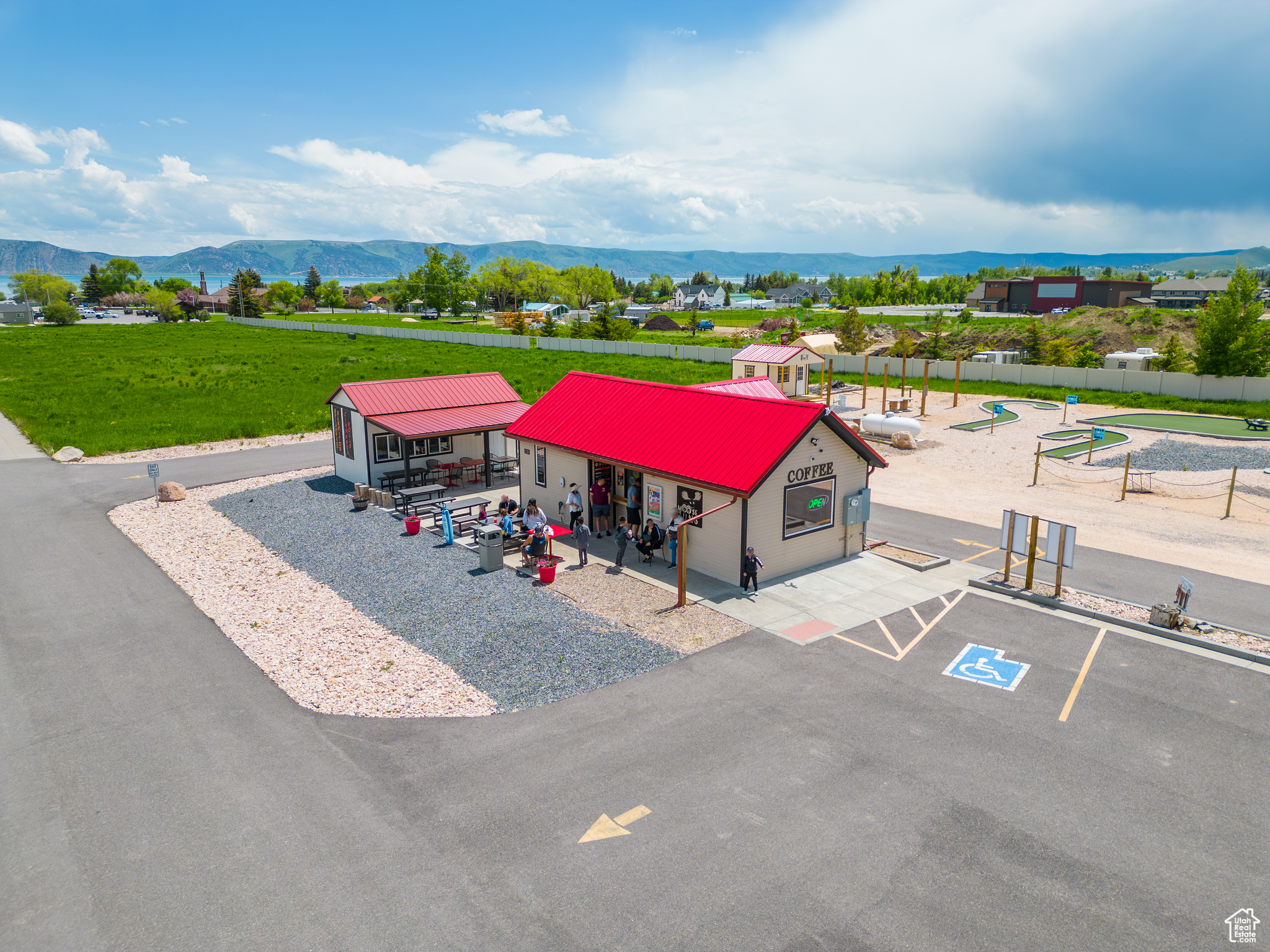 BEAR LAKE COMMERCIAL COURT - Commercial Sale