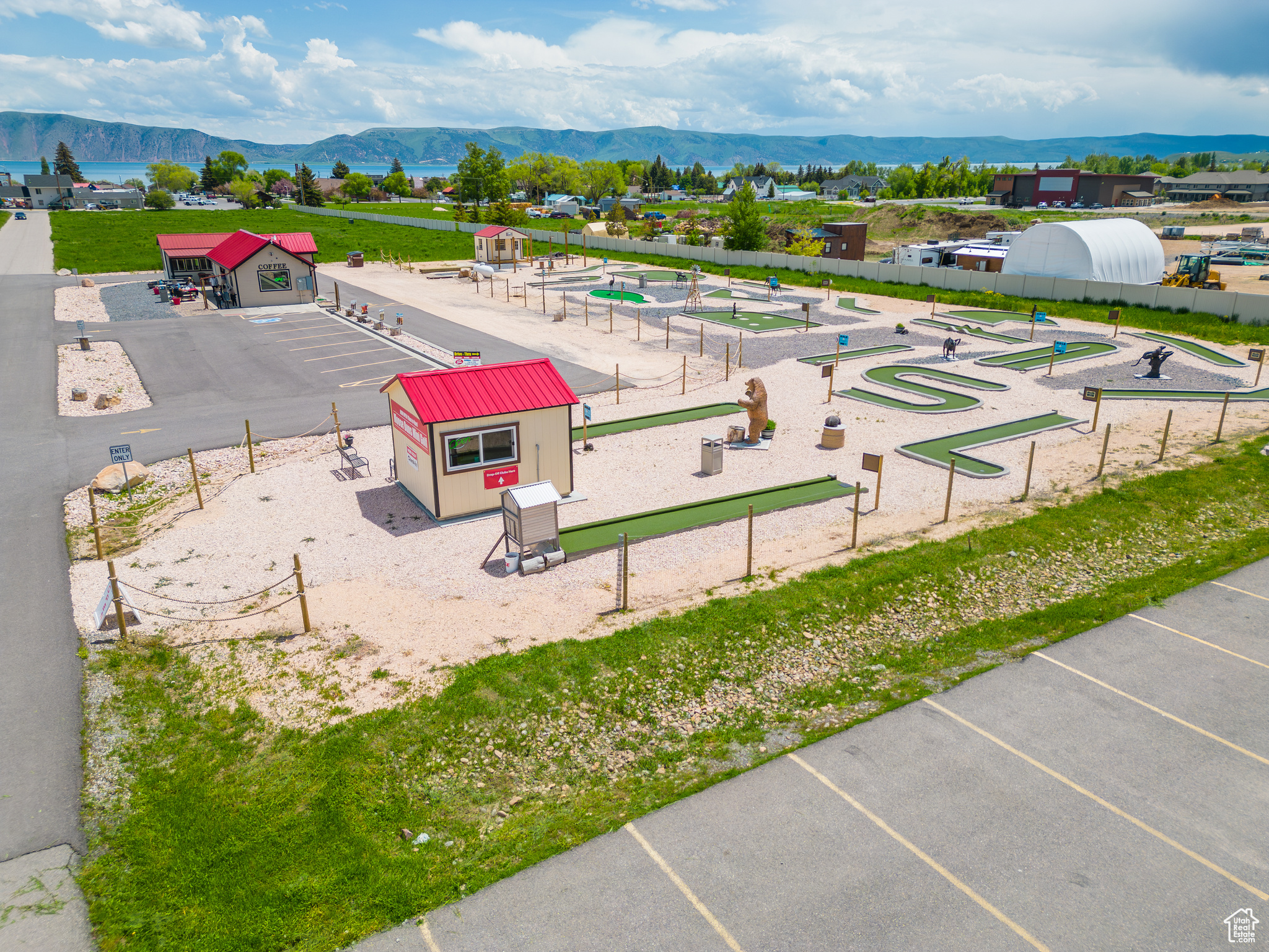BEAR LAKE COMMERCIAL COURT - Commercial Sale