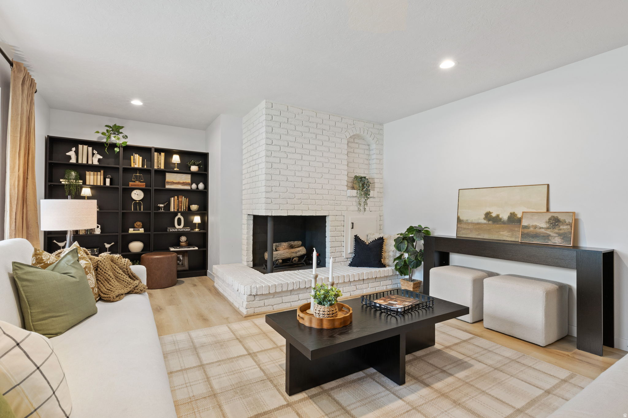 ELMONT PLAZA EAST - Residential